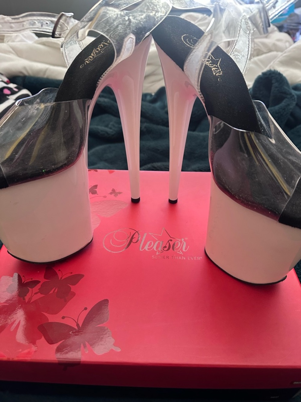 Pleaser white glow heels - Picture 4 of 8